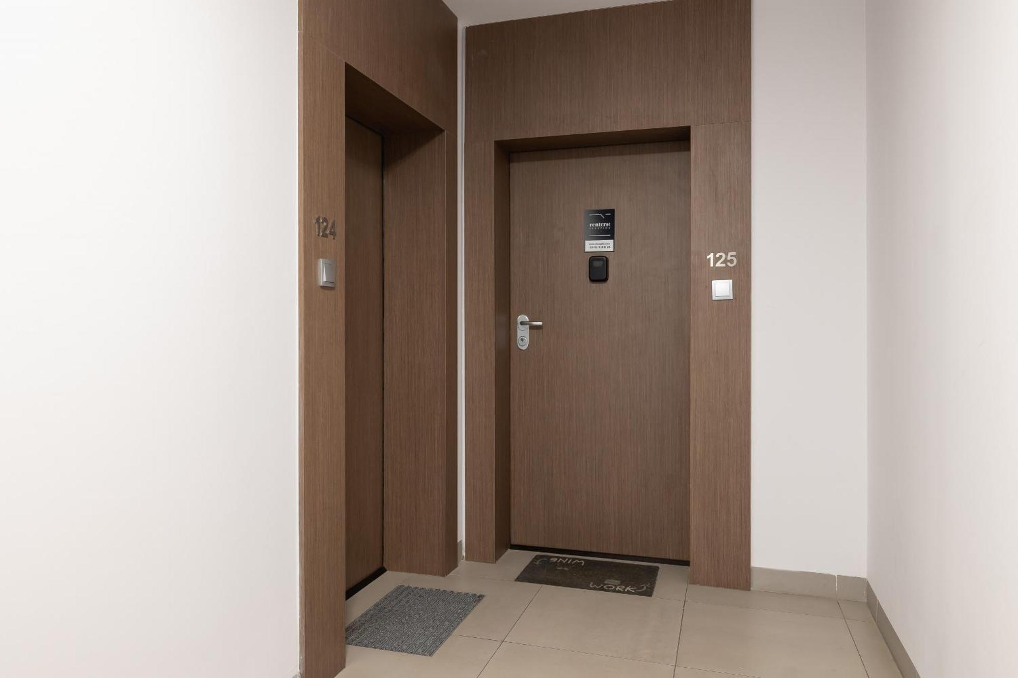 Cracow Pradnik Spacious & Family Apartment With 3 Bedroom By Renters Prestige Cracóvia Exterior foto